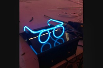 Neon Display: Techniques and Handling
